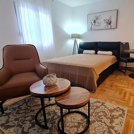 Apartman Tim Lux 1 Vrnjačka Banja Екстериор снимка