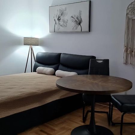 Apartman Tim Lux 1 Vrnjačka Banja Екстериор снимка