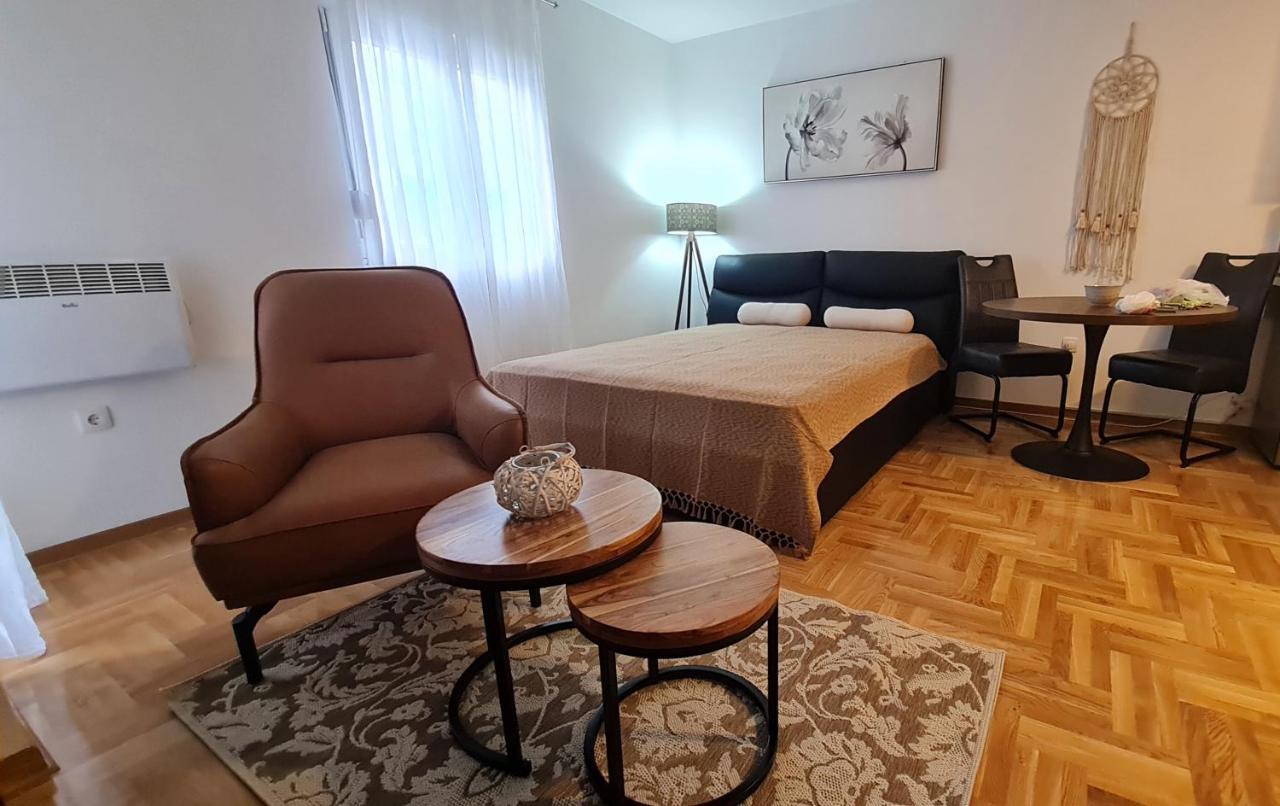 Apartman Tim Lux 1 Vrnjačka Banja Екстериор снимка